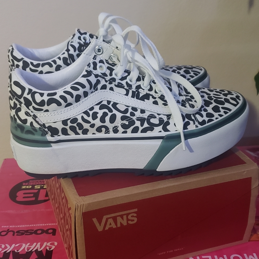 Woman Vans old skool stacked trainers